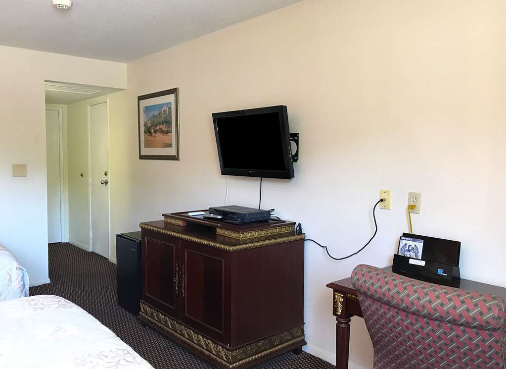 Americas Best Inn & Suites Urbana Pokoj fotografie